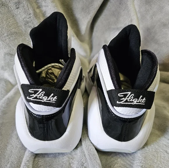 Nike Air Zoom Flight 95 "Black Patent" DV0820-100 Basketball Mens Size 10 - Picture 4 of 16